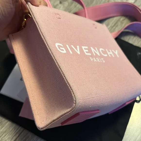 Givenchy Sling Authentic - Picture 6 of 15